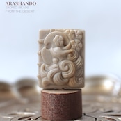 アラシャン瑪瑙 九尾彫刻 - 古書モチーフ 知恵 変化 天然石 パーツ I1003