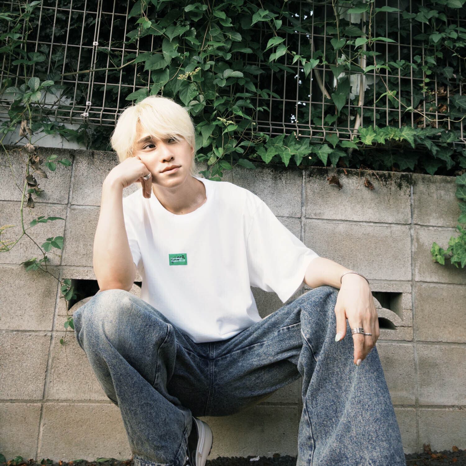 FRONT TAG TEE (WHITE) | Fizzz