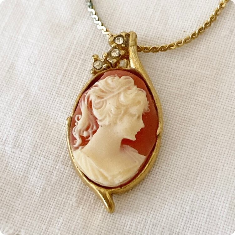 CAMEO カメオ　ブローチ　ネックレストップ　ヴィンテージ フランスヴィンテージ ネックレス | CAMEOカメオ 小ぶりで華奢 | 1900