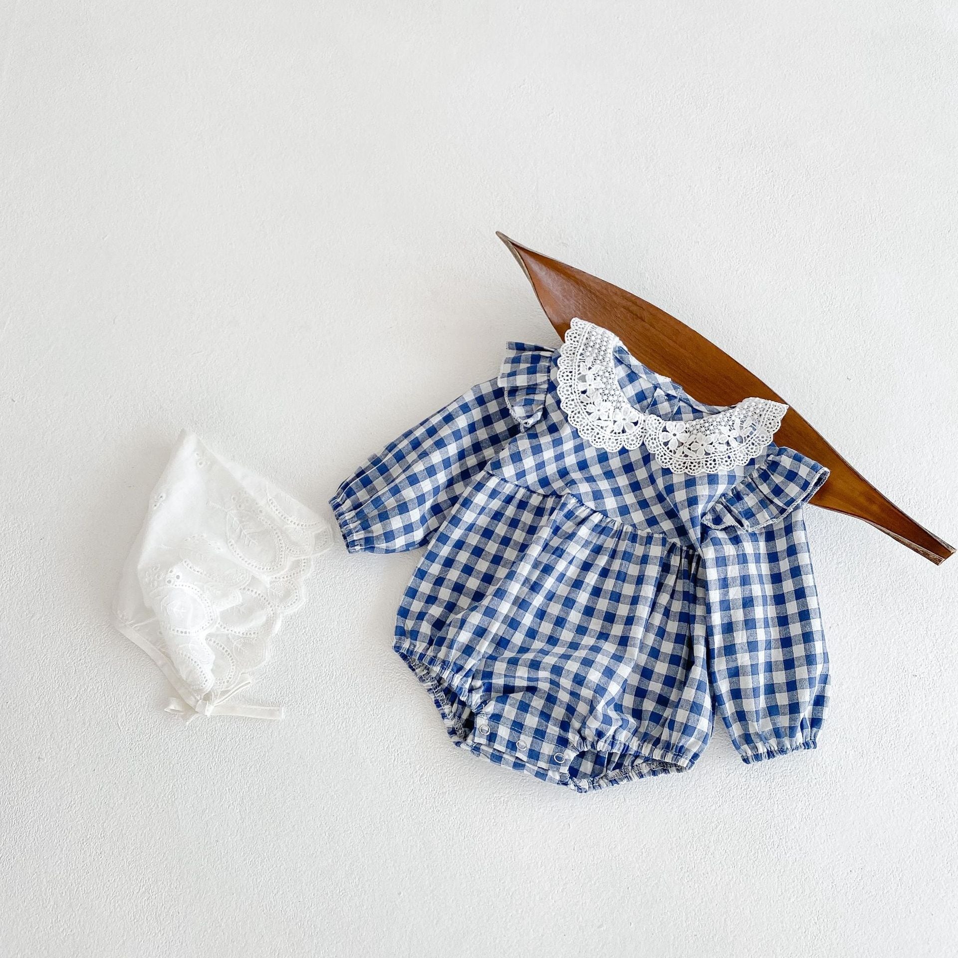 【BABY&KID】チェック柄レース襟長袖ロンパース