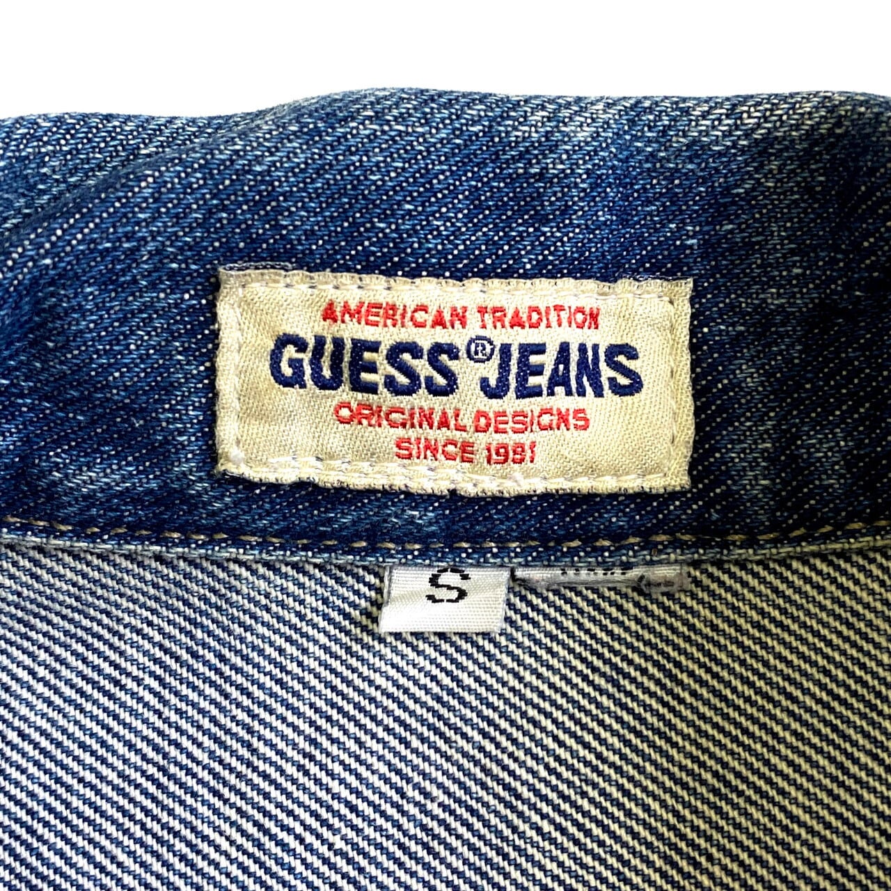 80〜90年代 USA製 GUESS ゲス ショート丈 デニムジャケット メンズM相当 レディース 古着 トラッカージャケット 80S 90S  ビンテージ ヴィンテージ 濃色【デニムジャケット】【WS2202-15】【2203AL15】 | cave 古着屋【公式】古着通販サイト