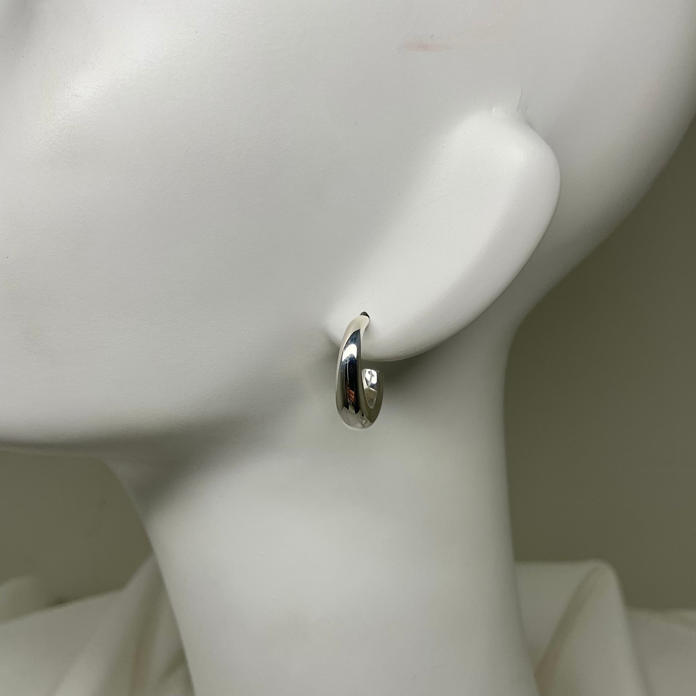 最終値下げ)Tiffany & Co. バンブーピアス 片耳 上がり