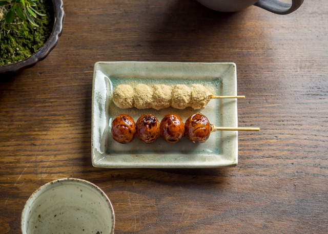 灰釉 角小皿（小皿・粉引の器・取皿）／くるり窯