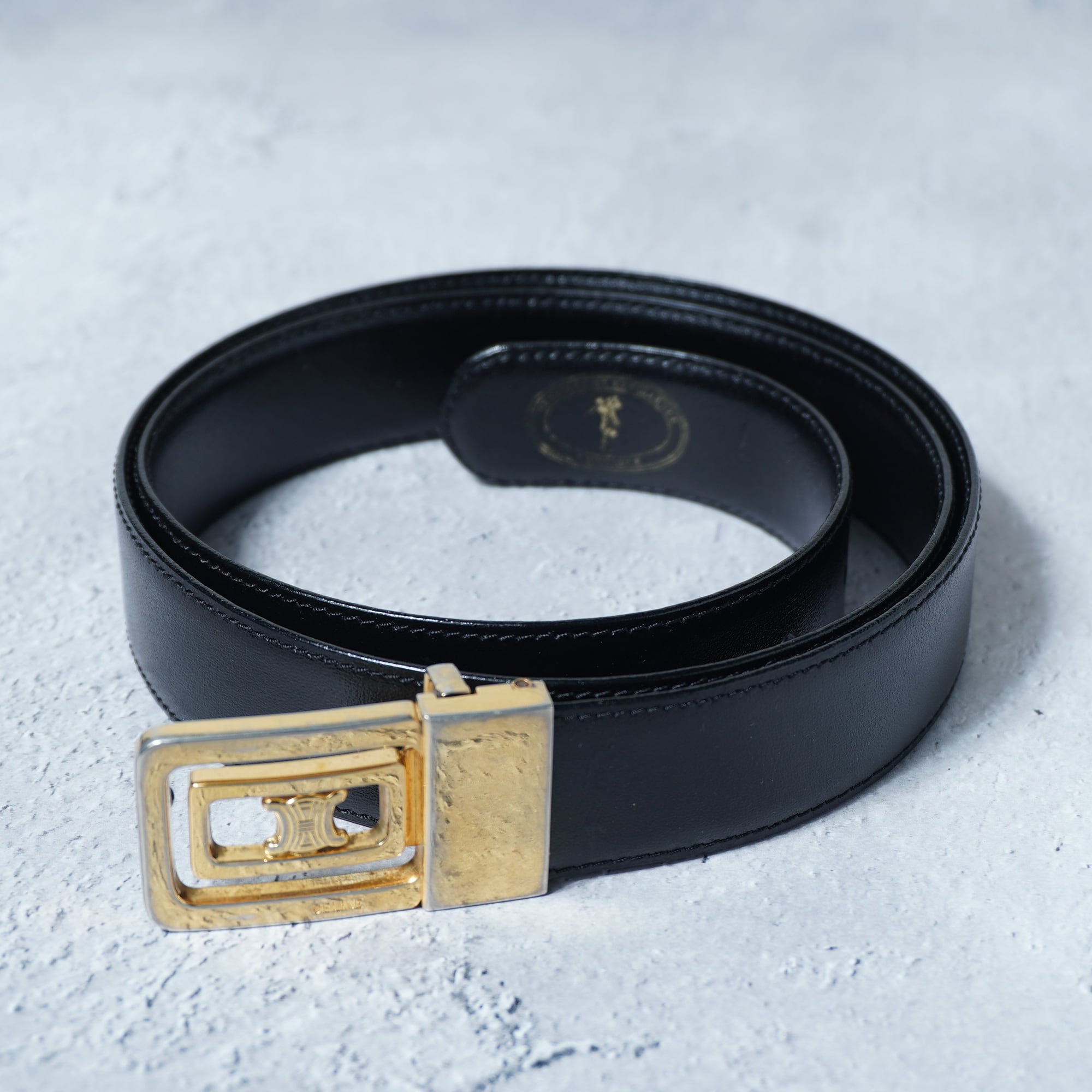 Yves Saint Laurent】イブサンローラン 