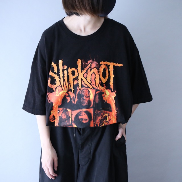 "SLIP KNOT" front and back printed XXL over silhouette tee