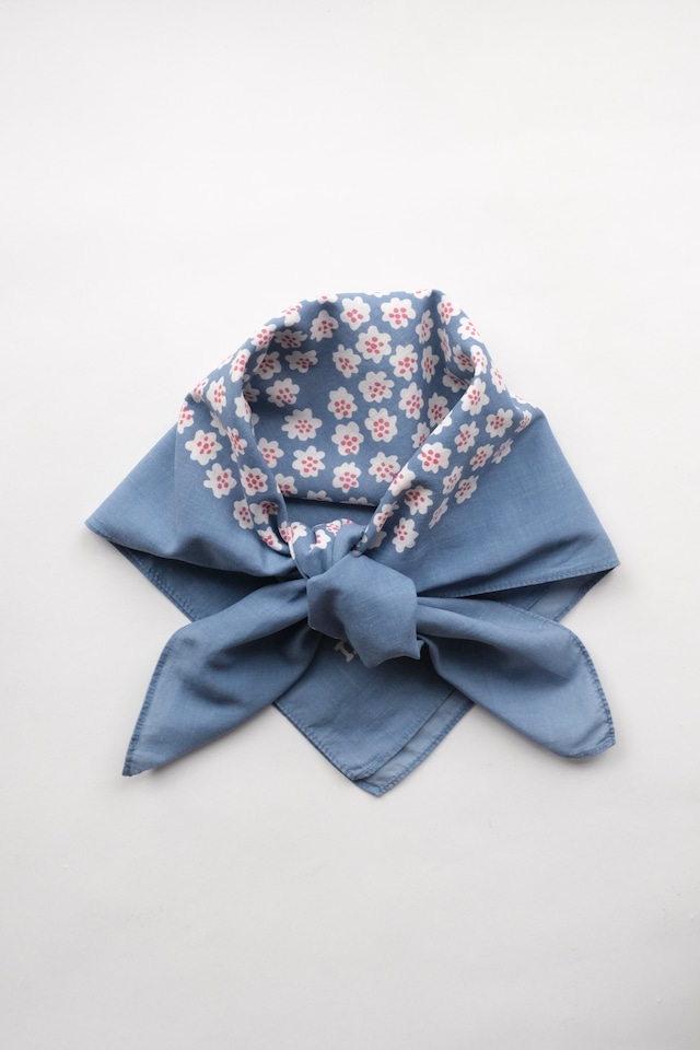 Marimekko "Puketti" cotton scarf (blue) Marimekko "Puketti" cotton scarf (blue)
