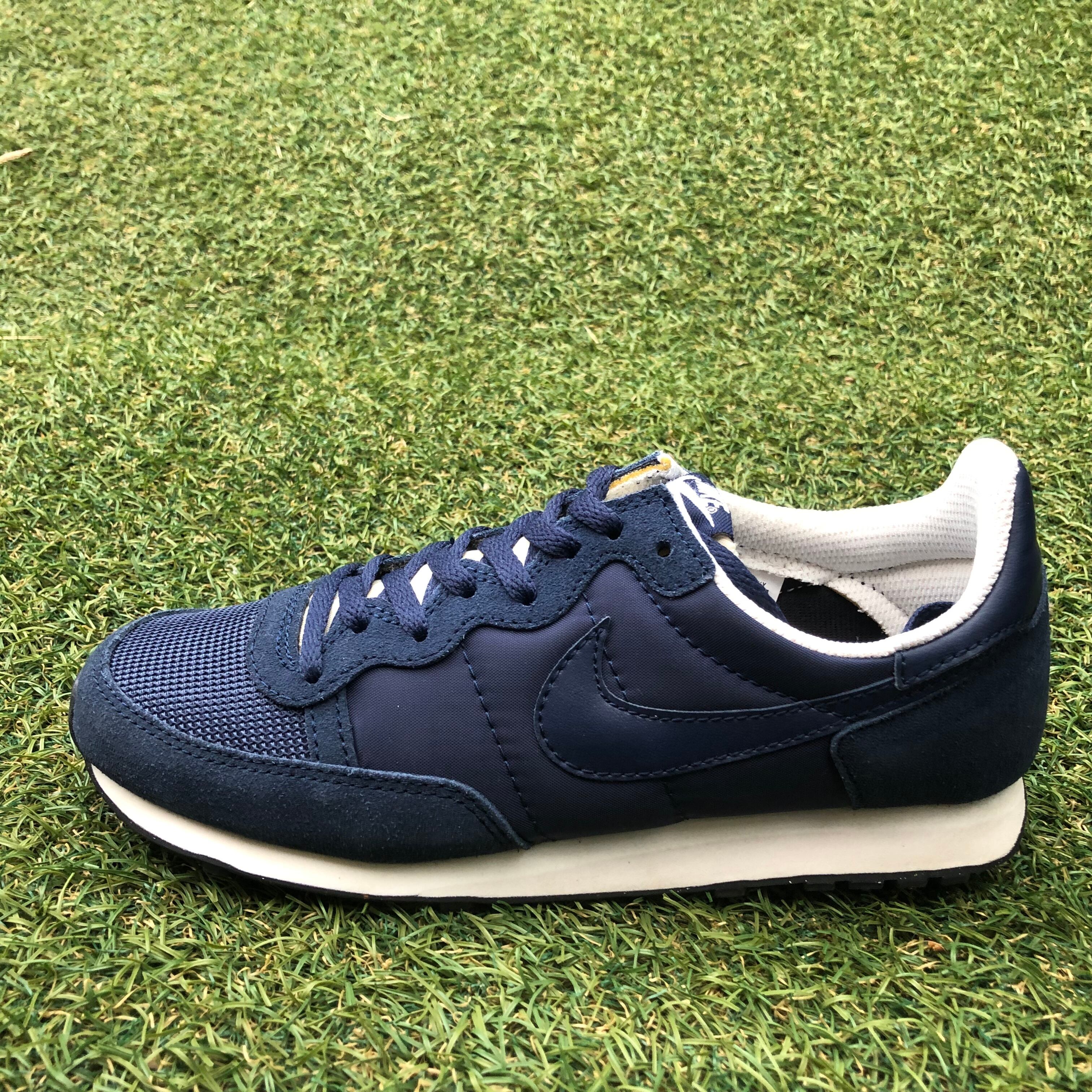 NIKE CHALLENGER ナイキ チャレンジャー HT897