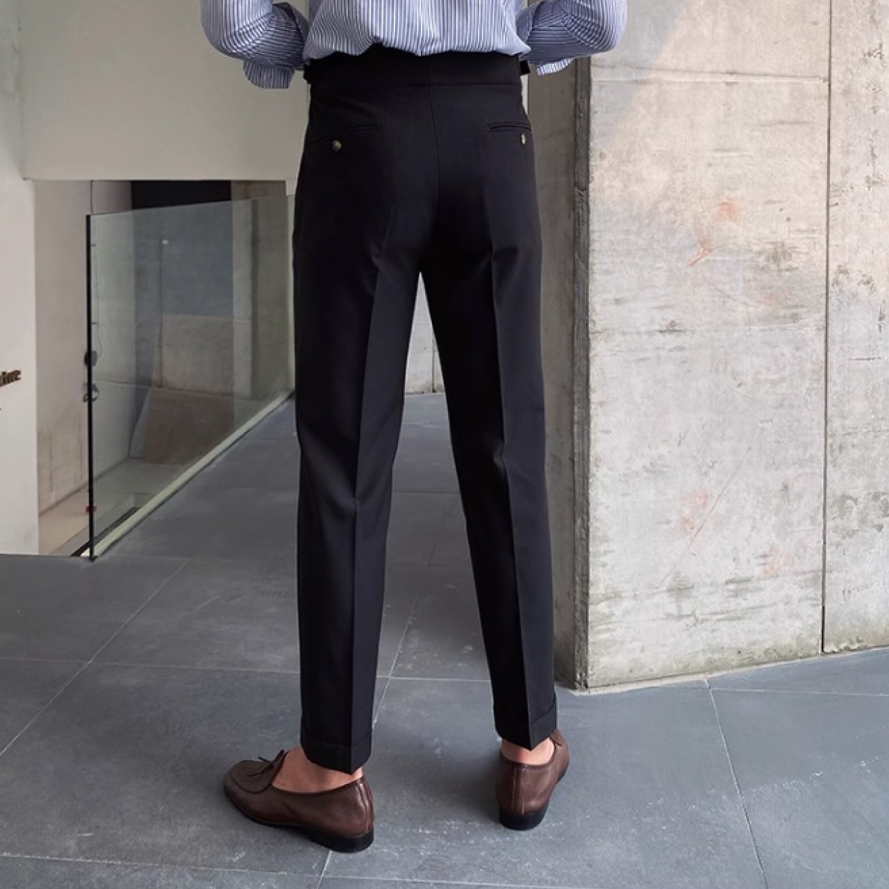 カジュアルなスタイリングを叶えるハイウエストデザインパンツ　BO001