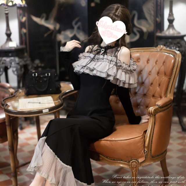 フレンチガーリーブラックタイトワンピース