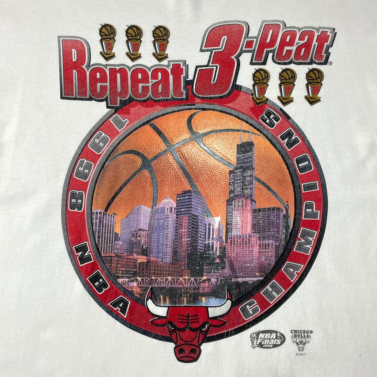 NBA シカゴブルズ 1998ファイナルチャンピオン Tシャツ　ヴィンテージ ビッグサイズ 90年代 NBA CHAMPIONS 1998 REPEAT 3-PEAT シカゴブルズ
