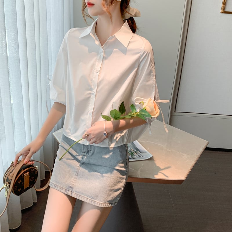 トップス シャツ ブラウス 白シャツ ミディアム丈 ミドル丈 レギュラー丈 7分袖 七分袖 ボリューム袖 パフスリーブ 襟付き ルーズ ワイド 裾イン プリーツ リボン スリット 前開き 薄手 かわいい 大人可愛い きれいめ シンプル カジュアル おしゃれ お洒落 ラフ キュート ガーリー 無地 春 夏 秋 10代 20代 30代 40代 50代 レディース 学生 通学 デート お出かけ 女子会 休日 旅行 ショッピング 着回し 普段使い 重ね着 S M L XL ゆったり ゆる ホワイト イエロー