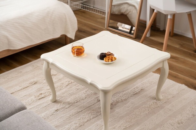 東谷 猫脚コタツ 正方形 こたつ 石英管ヒーター テーブル 猫脚 おしゃれ ガーリー 白 ホワイト スイッチ シンプル オールシーズン 木製 天然木 やぐら 一人暮らし リビング ソファ 座椅子 KT-411