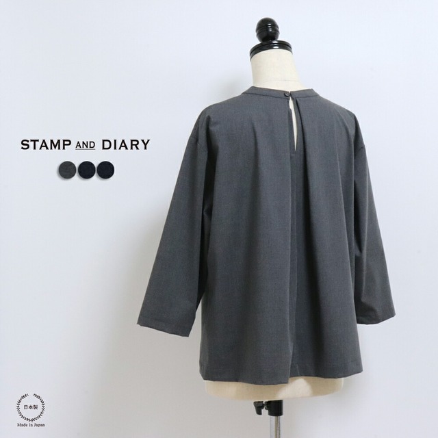 スタンプアンドダイアリー レーヨンタイプライター生地 スタンドカラープルオーバー