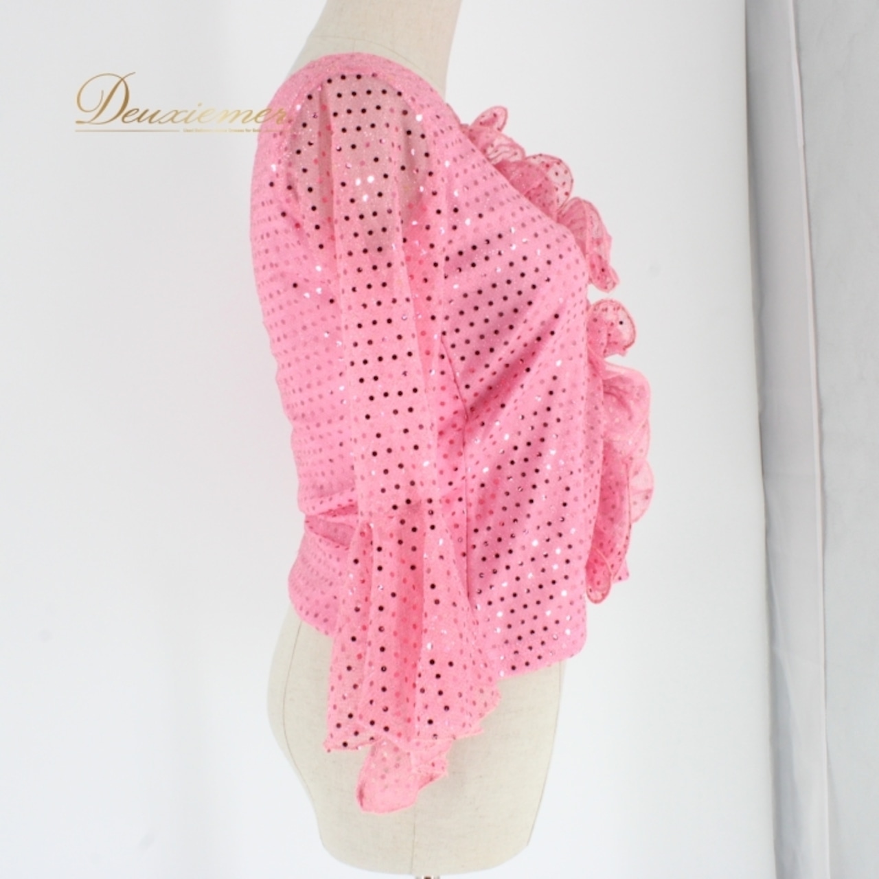 社交ダンス 衣装 スタンダード トップス レッスンウェア レディース 長袖 ピンク系 キラキラ ホログラム フリル かわいい 練習着 華やか 伸縮性 動きやすい おしゃれ パーティー レディースファッション スポーツウェア ダンス用 練習用 トップス 薄手 お洒落 トレーニング ウエア 上品 デザイン発表会 フレア シルエット ルームウェア