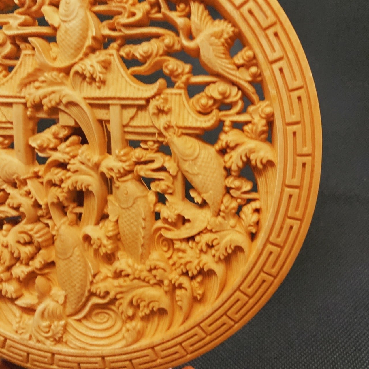 龍 鯉 滝登り？ 彫刻 木製 飾り