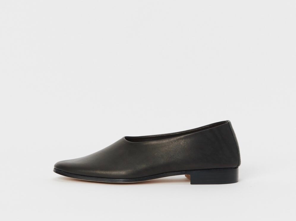 Hender scheme “ foot cast///slip on” black | Lapel online store