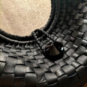 【送料無料】Papagena black／手編みの本革ハンドバッグ | sunao 革の手仕事 ハンドメイドバッグ スナオ