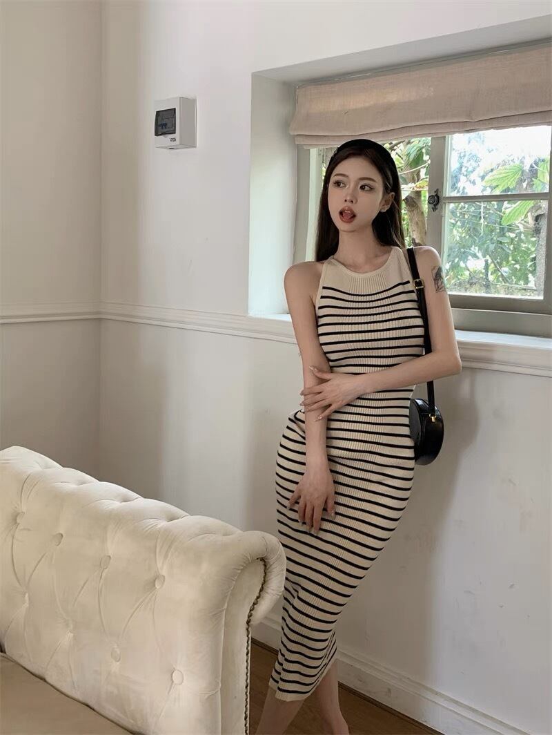 ボーダー ニット タイトワンピース G10CON0047 | liberal style