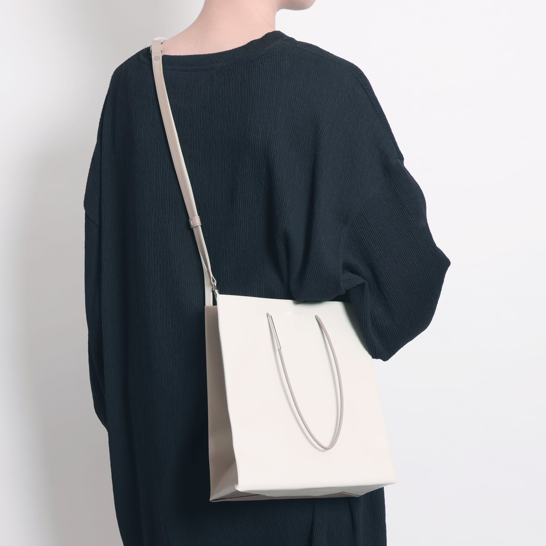 UNKNOWN PRODUCTS × YArKA】Leather Paper Bicolor Bag [CHORITSU3