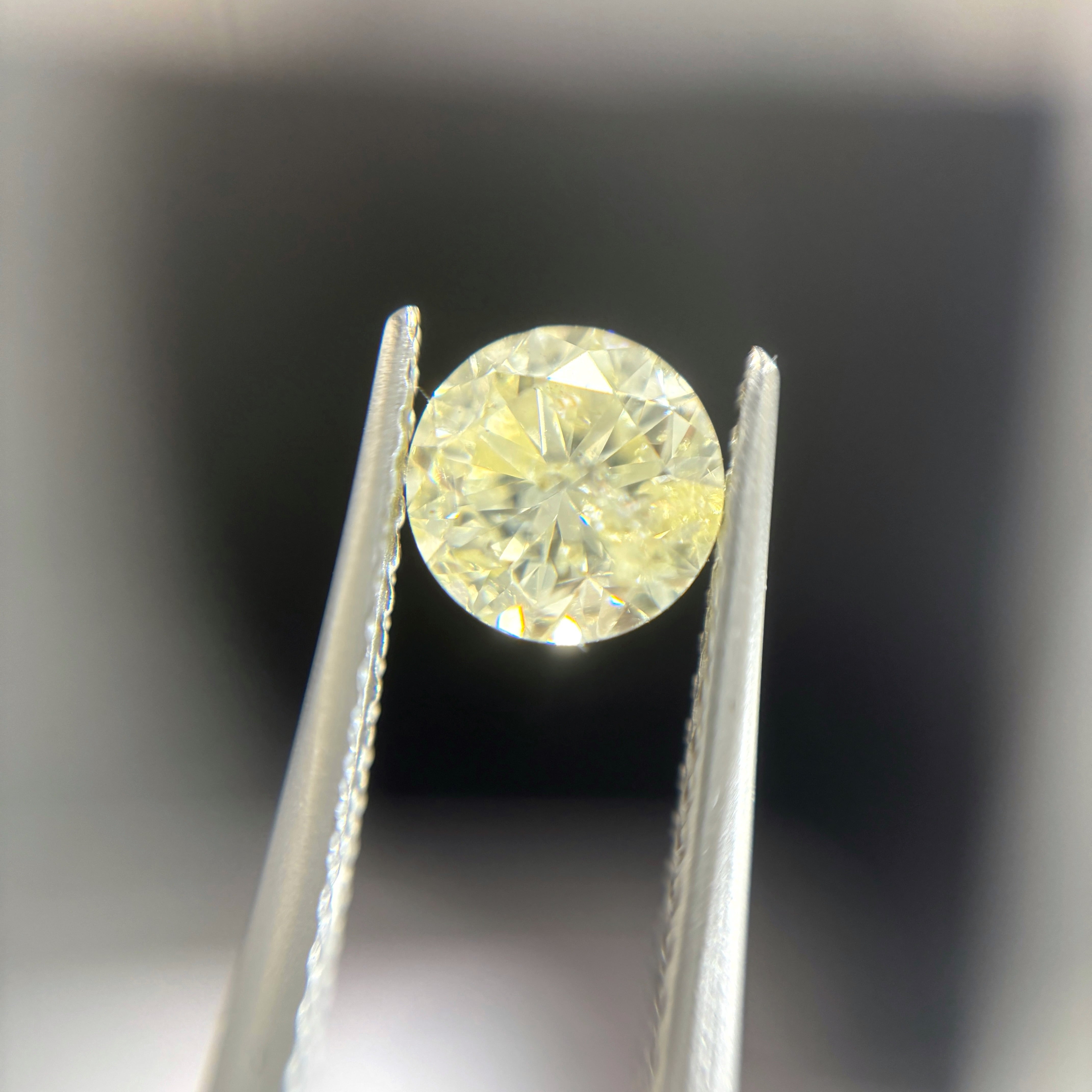 ハイグレード イエローダイヤモンド Fancy Deep Yellow 0.061ct VS-2 天然イエローダイヤモンド ルース