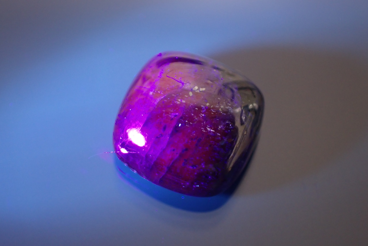 インディゴカイヤナイト　2.24ct　[D9-153]
