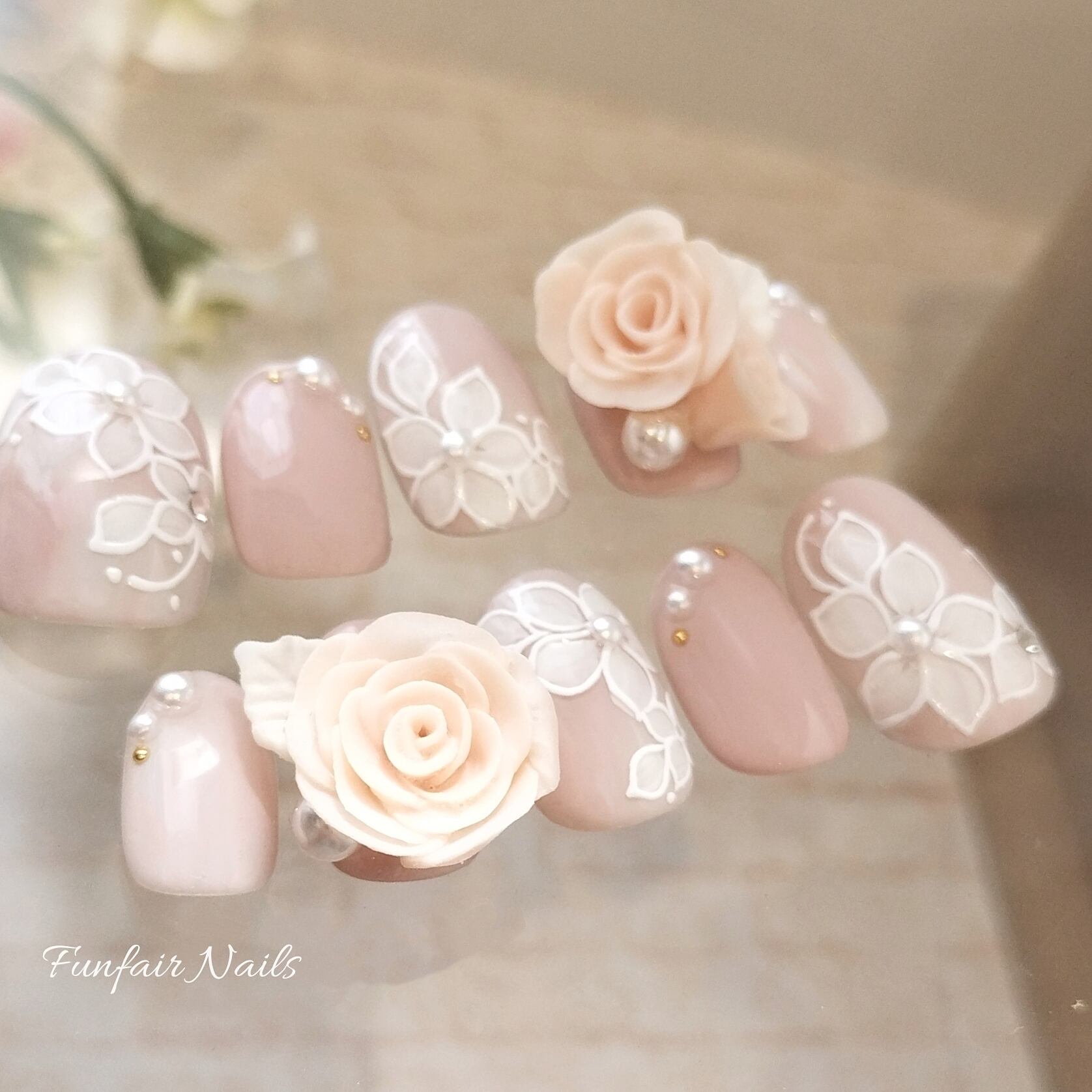 ノーブルローズ(アンティークピンク) 〜 ネイルチップ 薔薇 ピンク