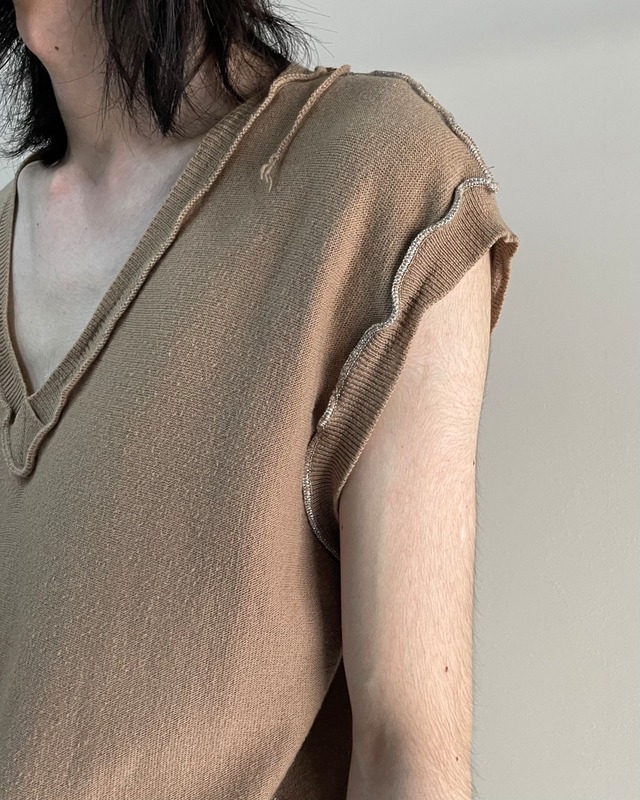 【2003s/s Maison Martin Margiela】inside out v-neck no sleeve