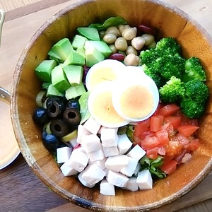 【彩りあざやか】チョップドコブサラダ　[Colorful and bright] Chopped Cobb Salad