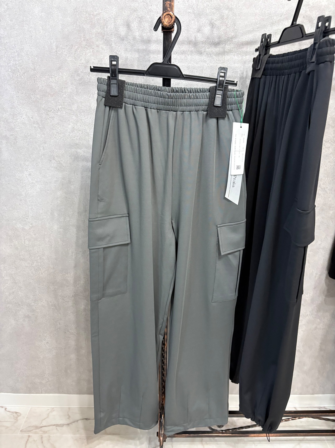 【praia】ハイテンション2wayカーゴ　テーパードパンツ　2675