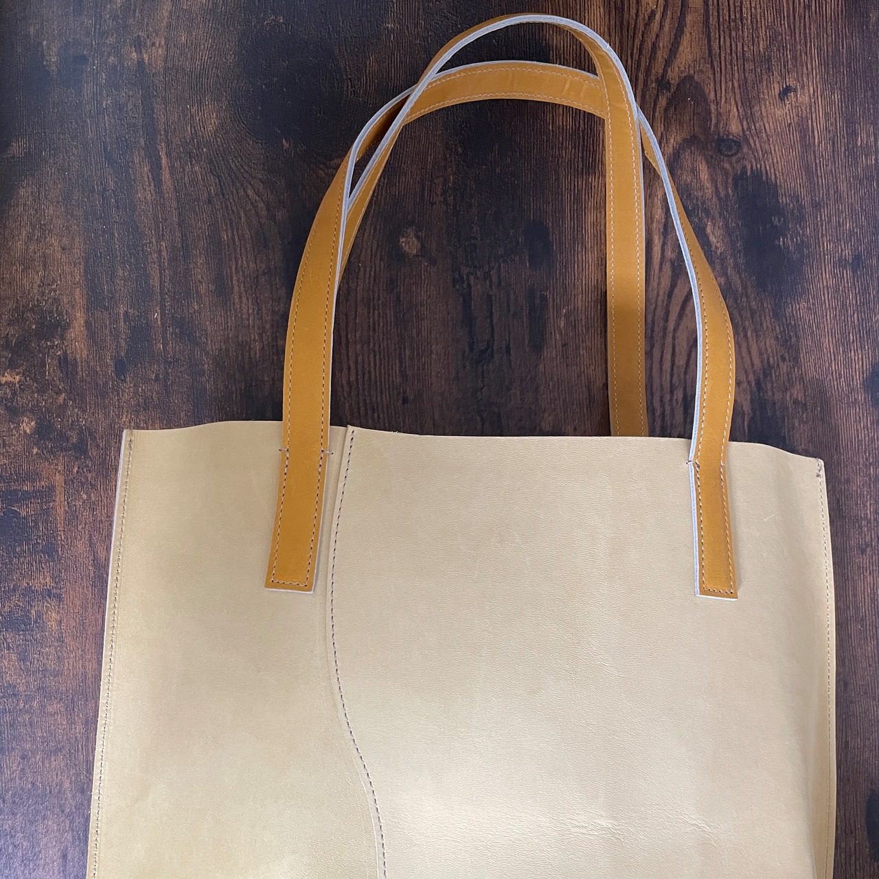 グローブレザー トートバック（縦型）金具なし 【国産牛革】