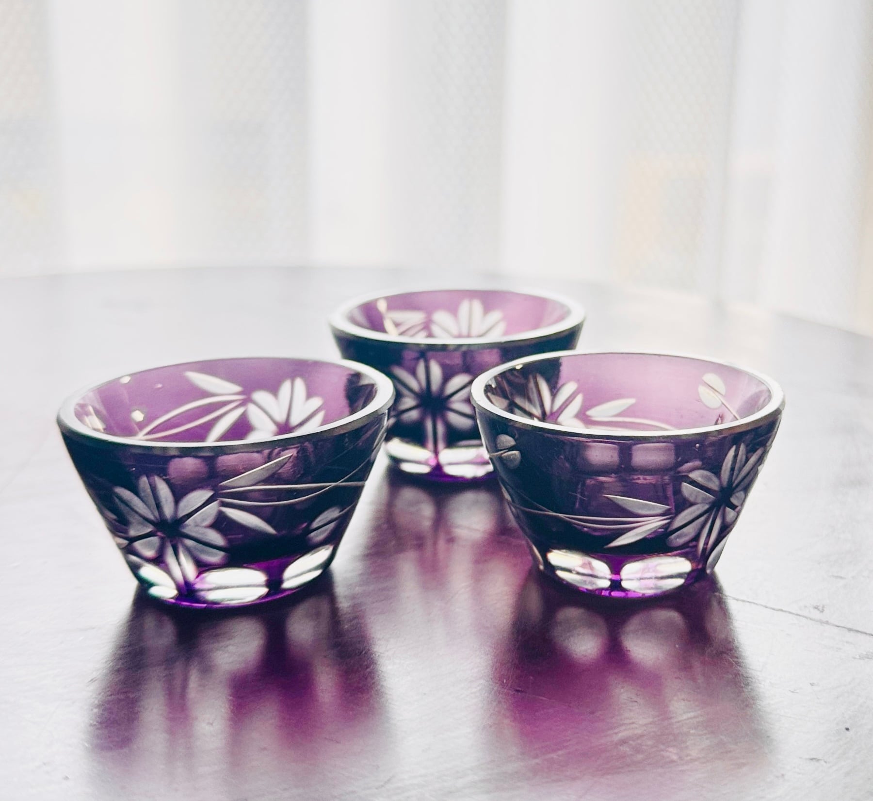 アンティークぐい呑 昭和初期 紫被切子ガラス 冷酒 お猪口 3客セット