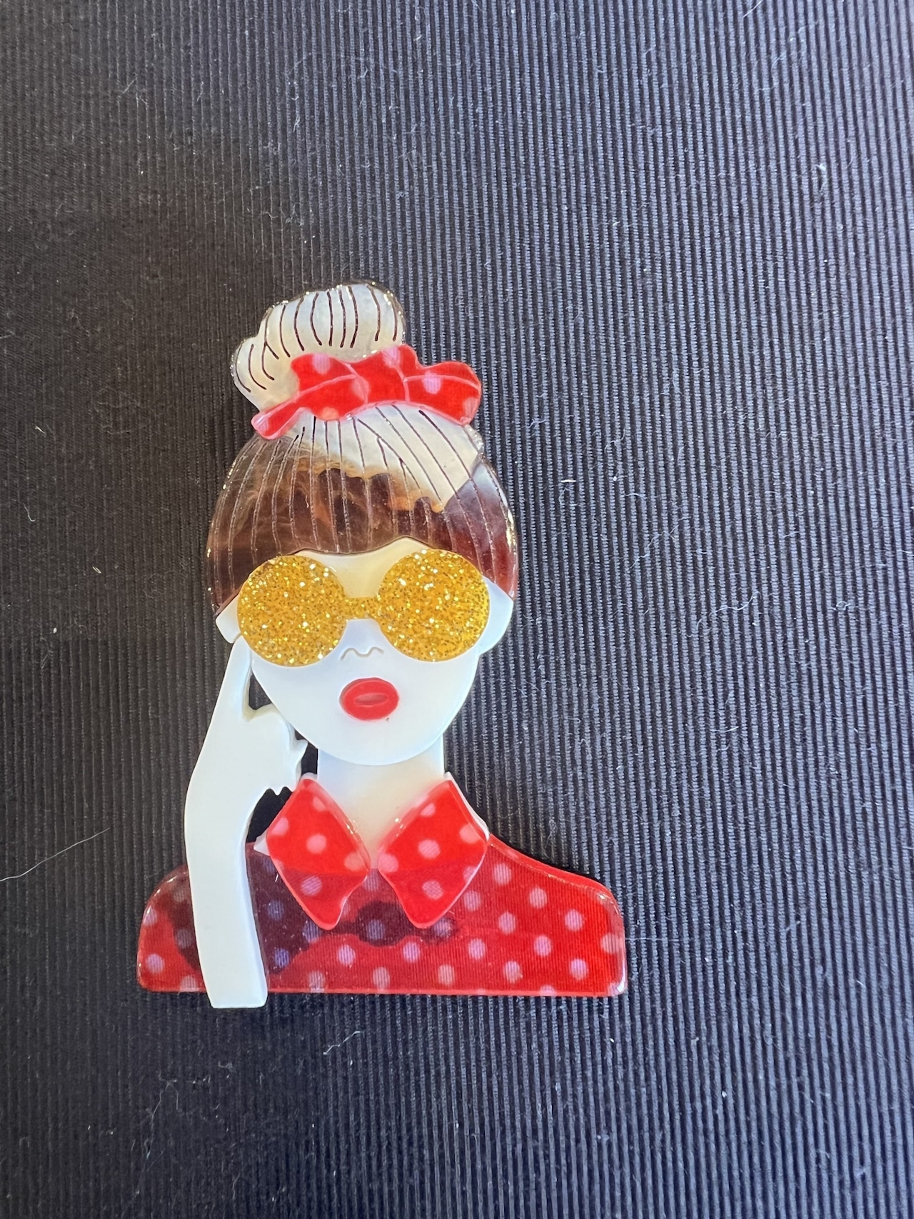 ブローチ(メガネ)