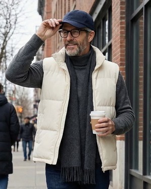 ミニマル ライトパデッドベスト 2色　A0249