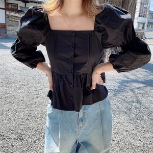 Square puff blouse / black (4月上旬頃発送予定)