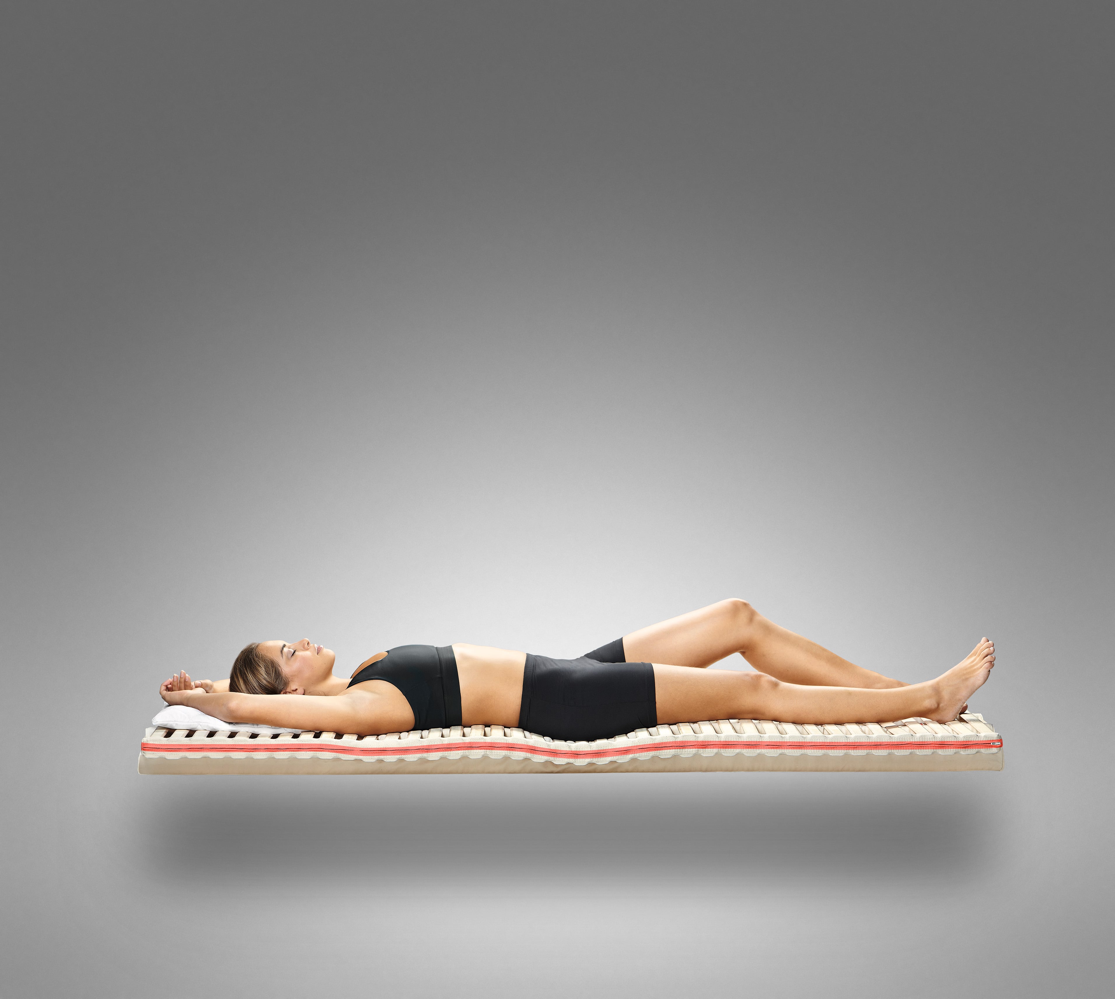 ヒュスラーネスト ラテックスマットレス（幅100cm・厚さ5cm） | La Vida