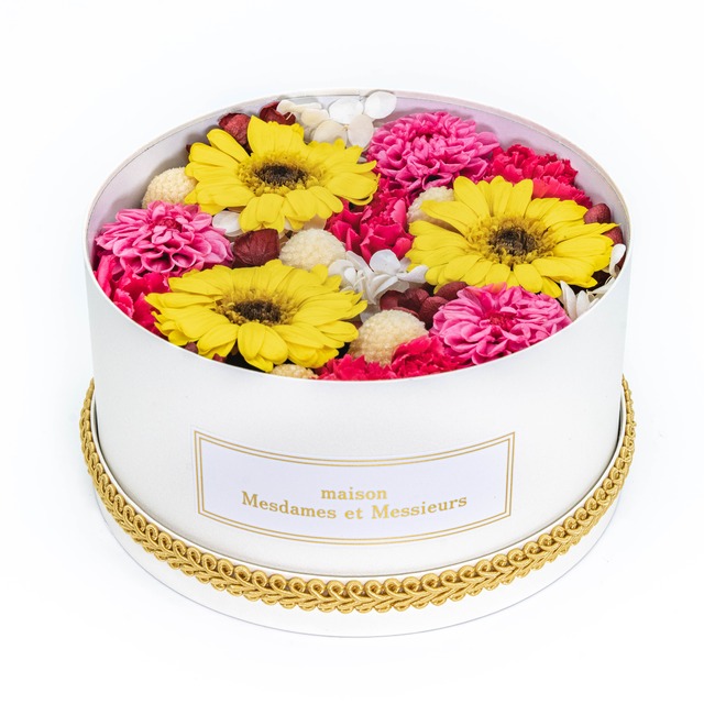 Mabell マベル プリザーブドフラワー ガーベラ ダリア あじさい ひまわり プレゼント アレンジメント フラワーボックス 記念日 Maison Mesdames Et Messieurs