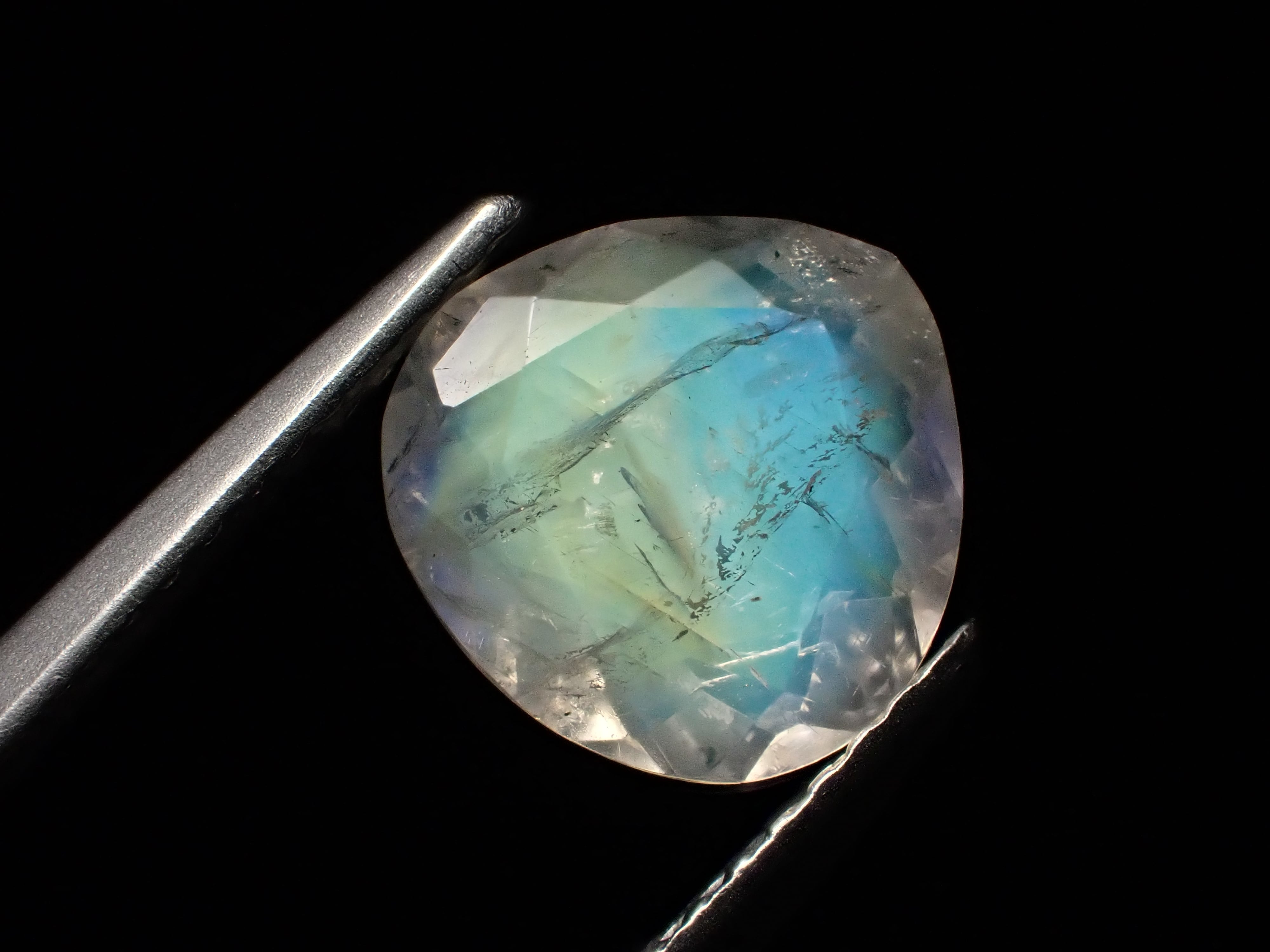 アンデシンラブラドライト ルース P10-9857 | MineralQuest