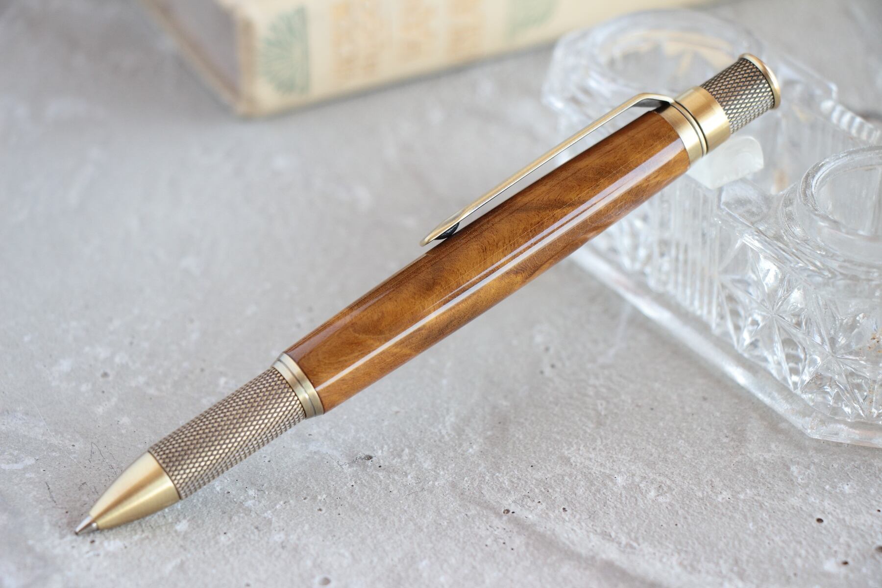 幻の国産銘木 御蔵島の金桑 黄金桑 杢 グロス塗装仕上げ 1・Alchymia