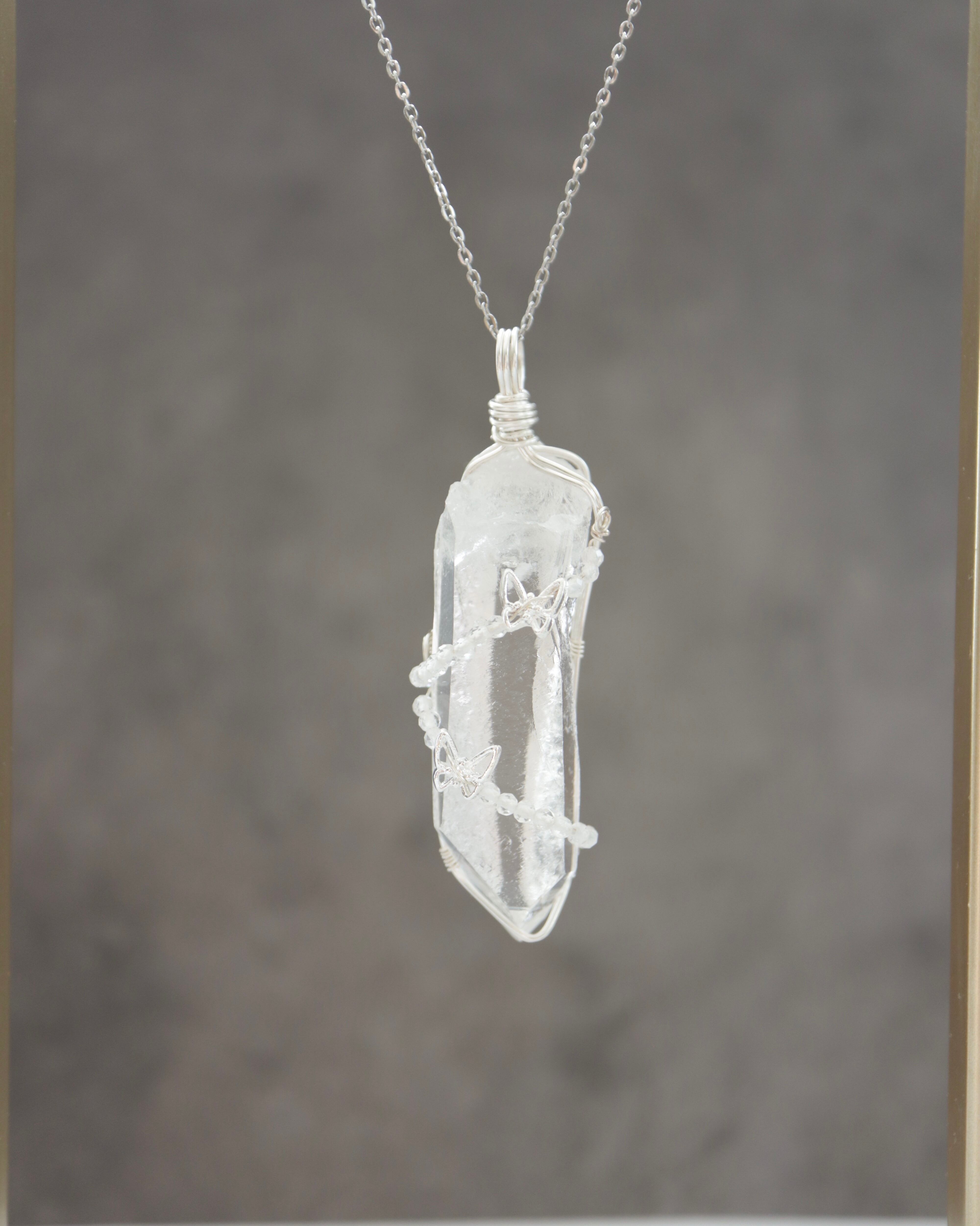 【1点もの】ビジョンクォーツ《石の中に広がる物語》|天然石アクセサリー ポイント水晶