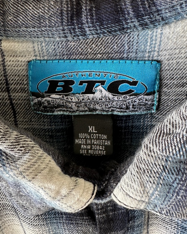 -BTC- Vintage 90s XL Ombre check shirt