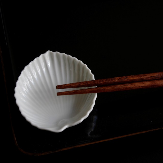 AS　平戸嘉久正窯　松灰　シュロ豆皿