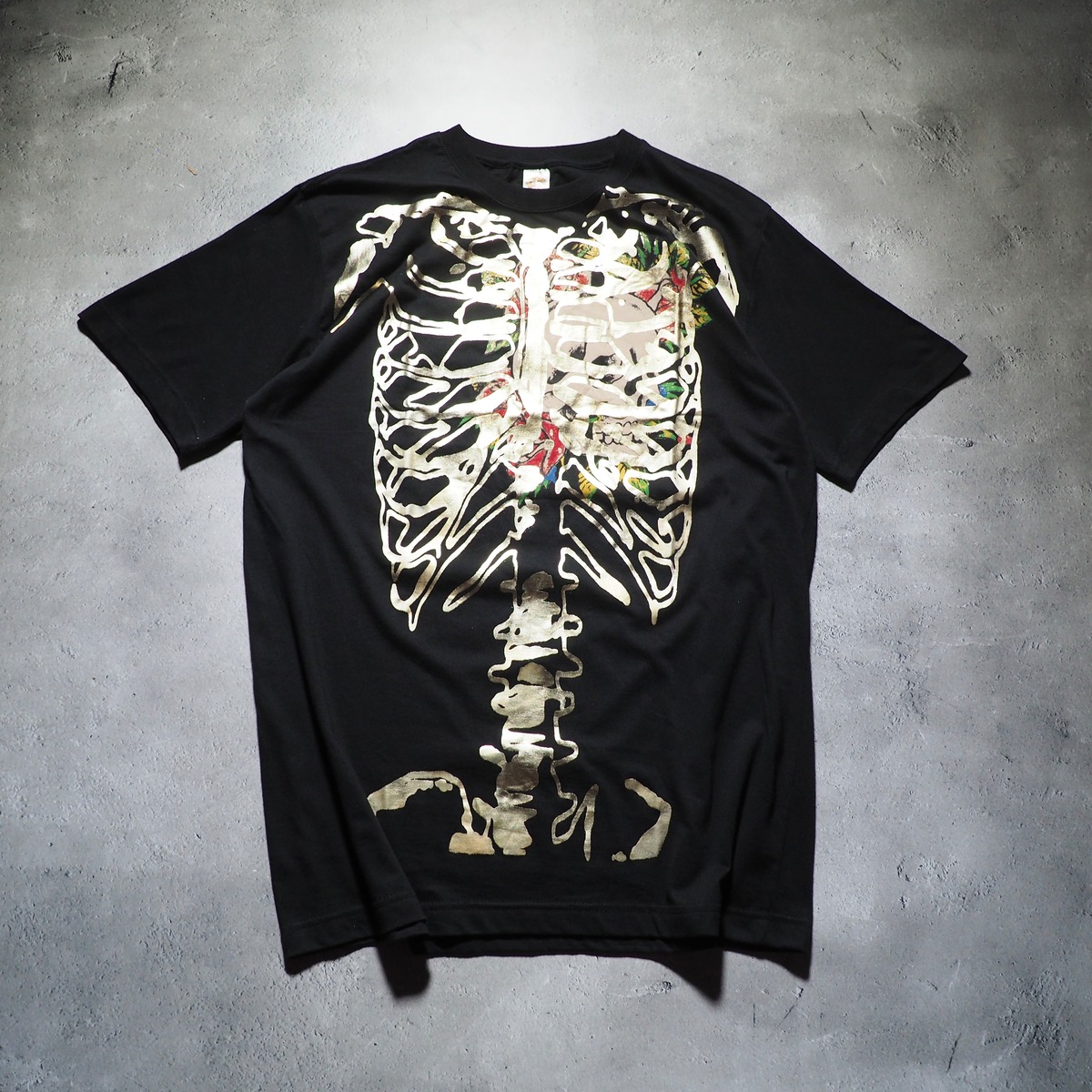 Ed Hardy ” Gold Bone framework printed Black SS Tee | 古着屋 結々