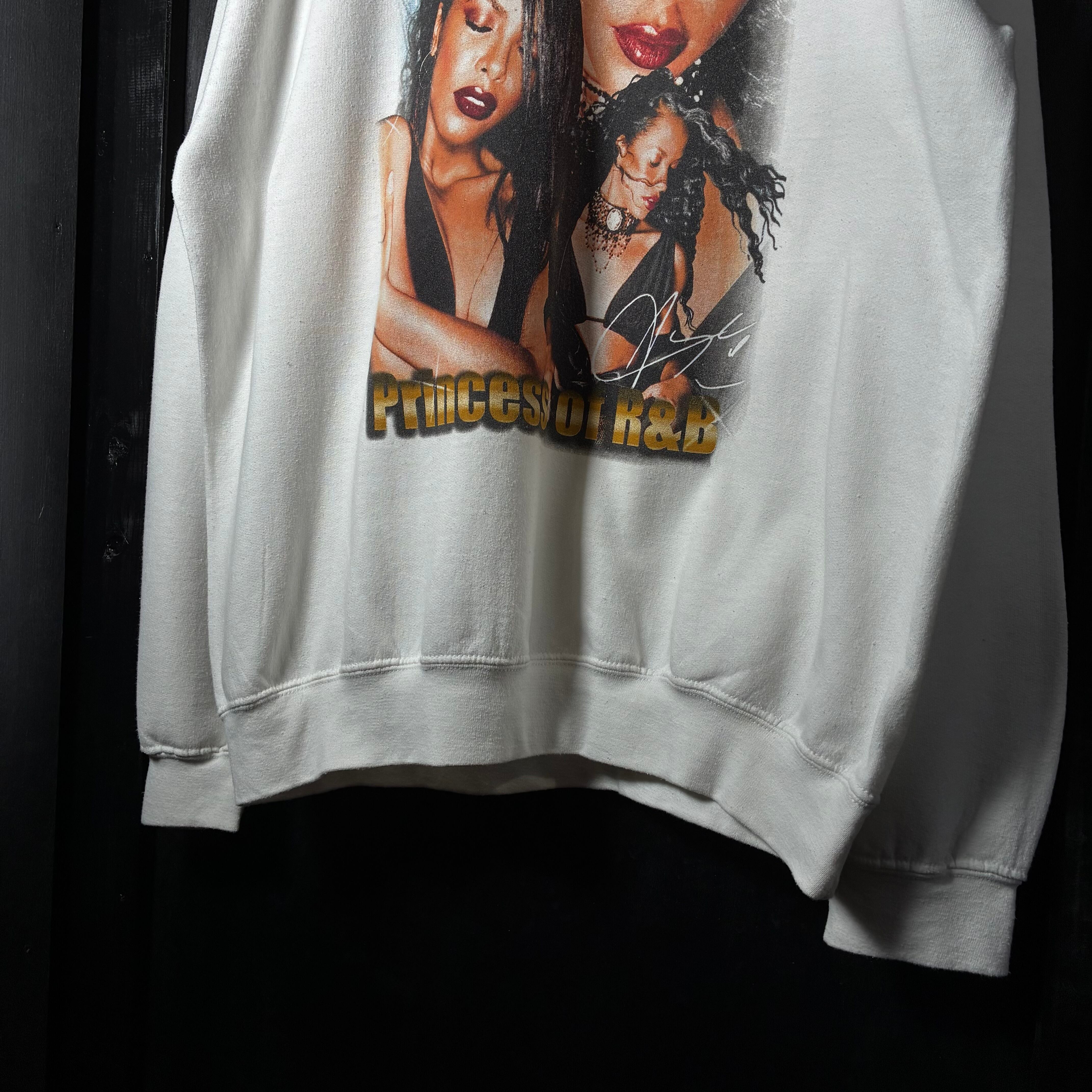 AALIYAH Princess of R&B スウェット　アリーヤ AALIYAH Princess of R&B スウェット アリーヤ | 古着屋 the moon