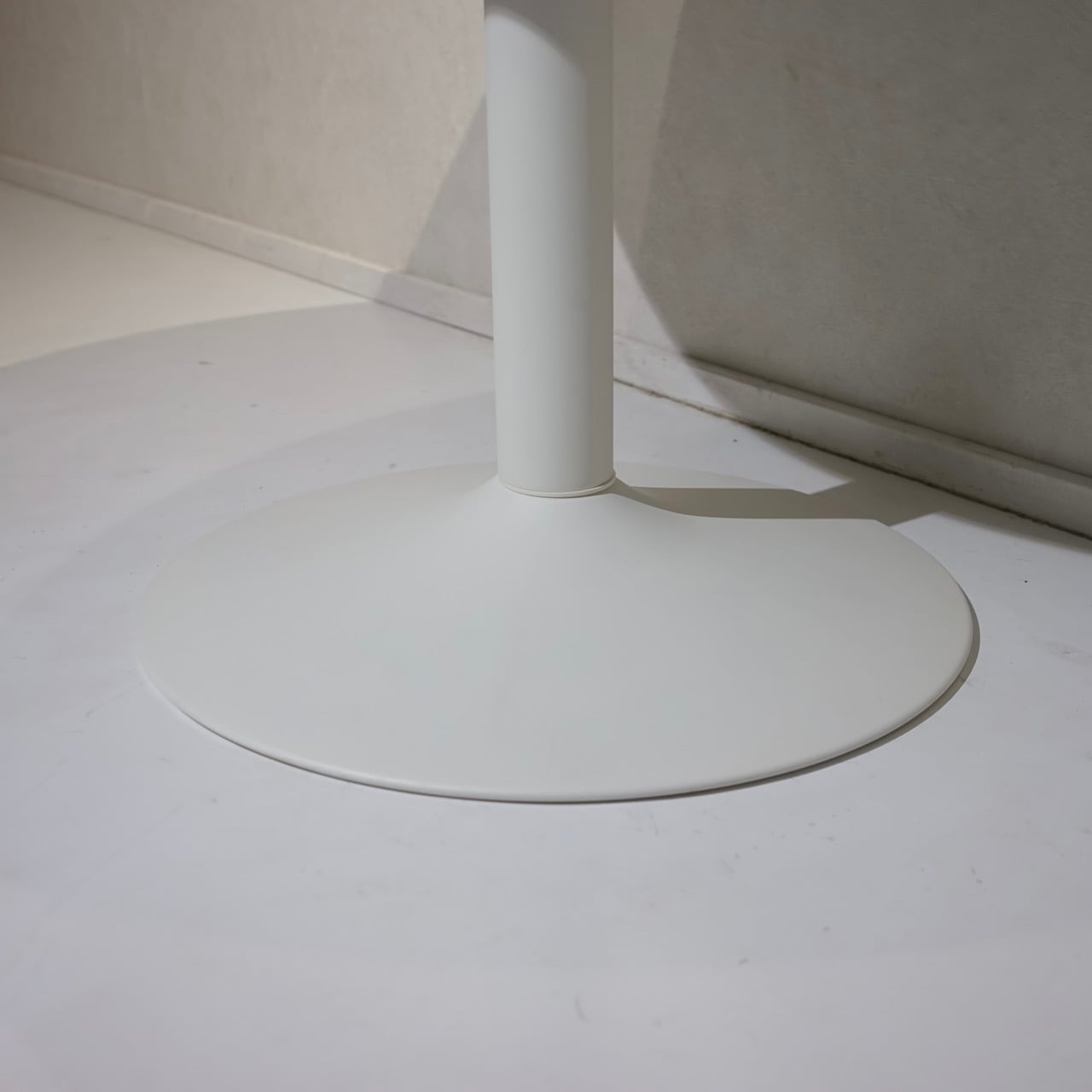 BoConcept ボーコンセプト New York ニューヨーク ダイニングテーブル