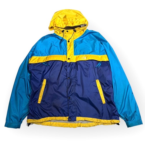 《THE NORTH FACE》”90’S  NYLON JACKET”