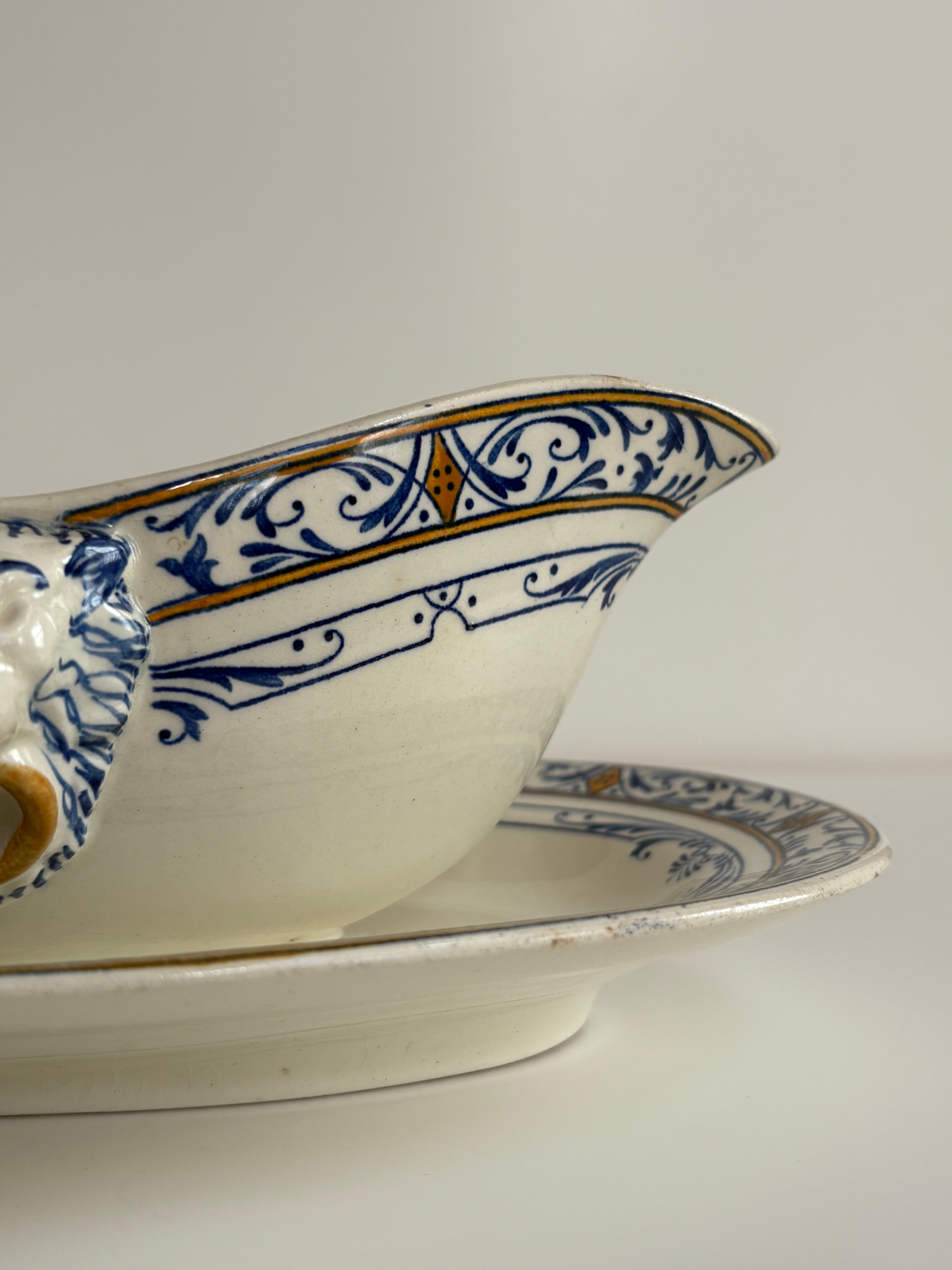 Creil et Montereau （クレイユ・エ・モントロー ） COLBERT