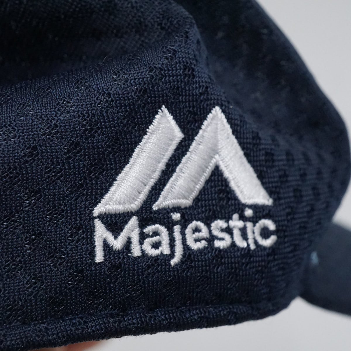 東京ヤクルトスワローズ 2025 CREW キャップ 帽子 Majestic USED美品
