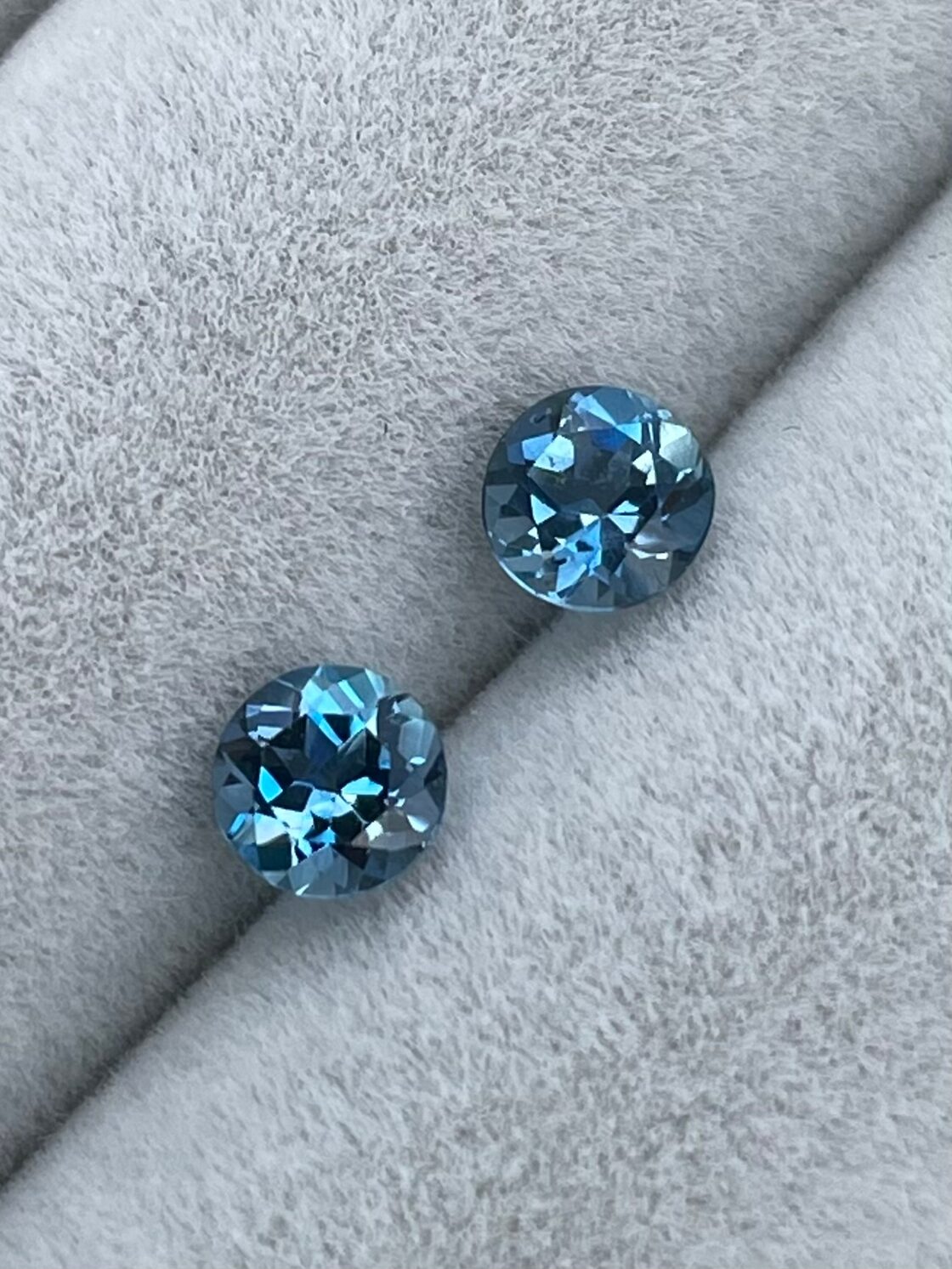タトゥーアクアマリン 約4mm, 合計0.21ct ブラジル産 | PAY ID