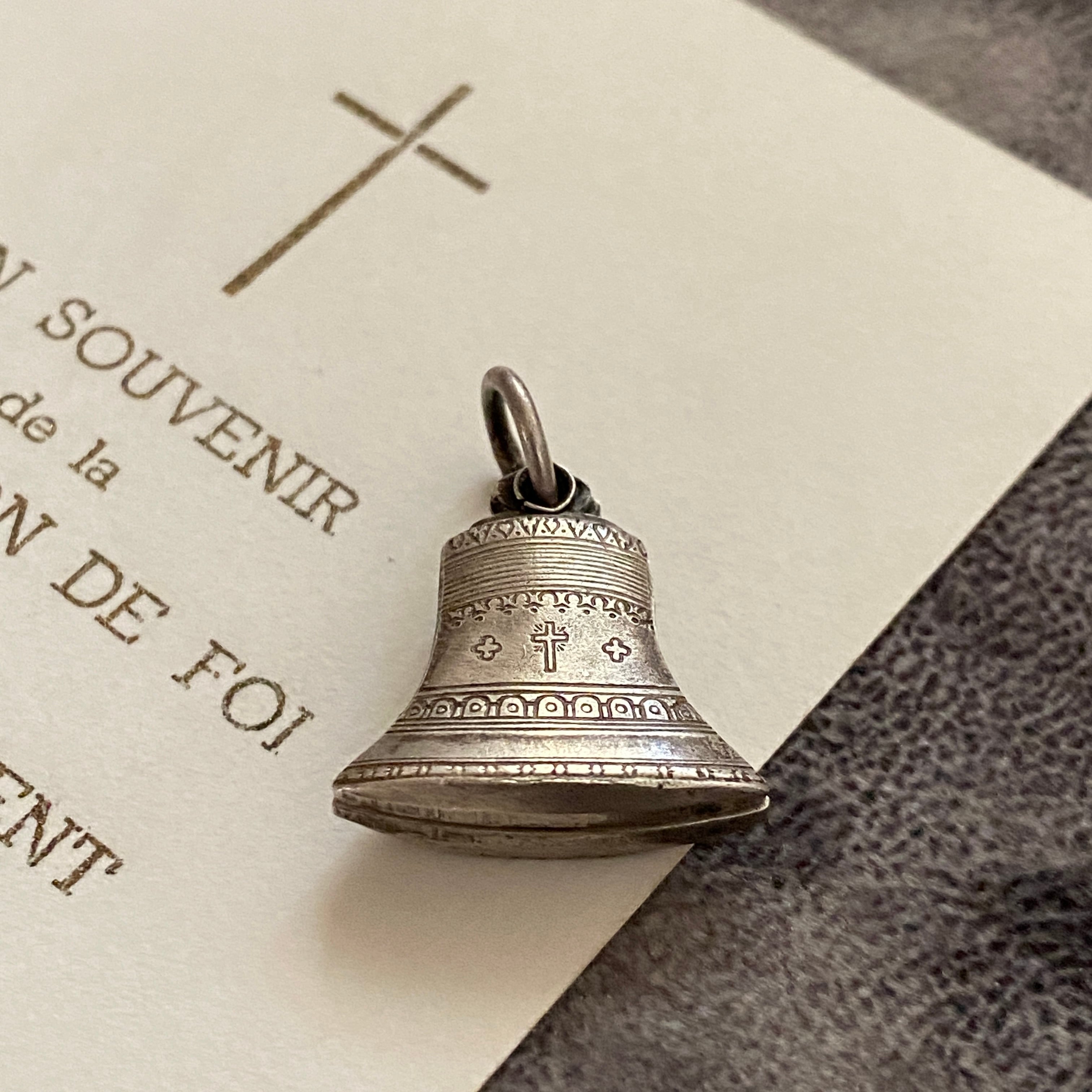 希少✴︎サクレクール寺院の鐘型ロケットメダイ | Antique medaille Mary