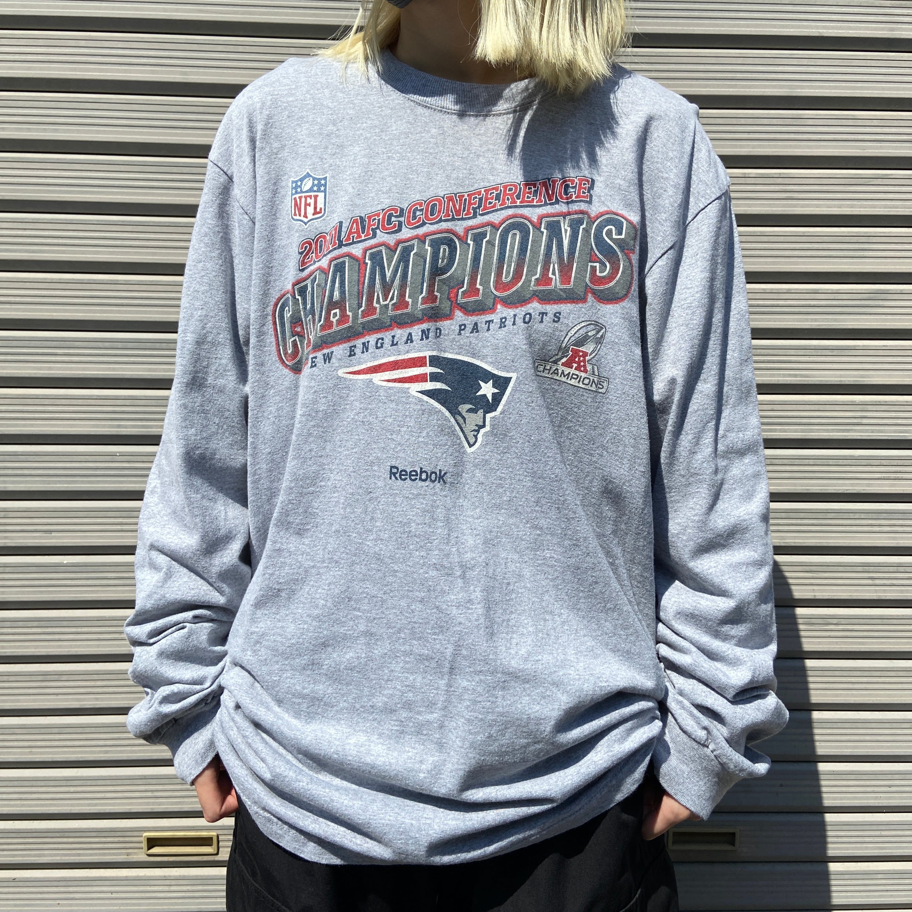 Tailgate NFL NEW ENGLAND PATRIOTS ニューイングランドペイトリオッツ Vネック フットボールTシャツ ロングTシャツ ロンT メンズL /eaa329379